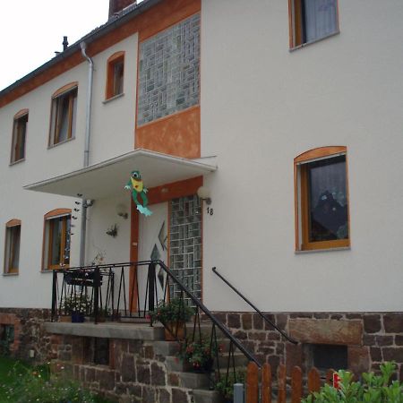 Apartamento Haus-In-Gemuenden-An-Der-Wohra Gemunden an der Wohra Exterior foto